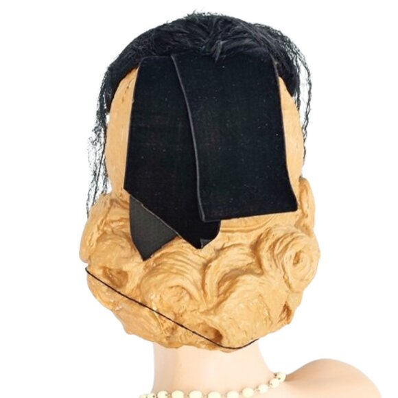 Genuine 1940s True Vintage Black Tilt Hat Covered In Black Feathers And Velvet - Picture 5 of 7